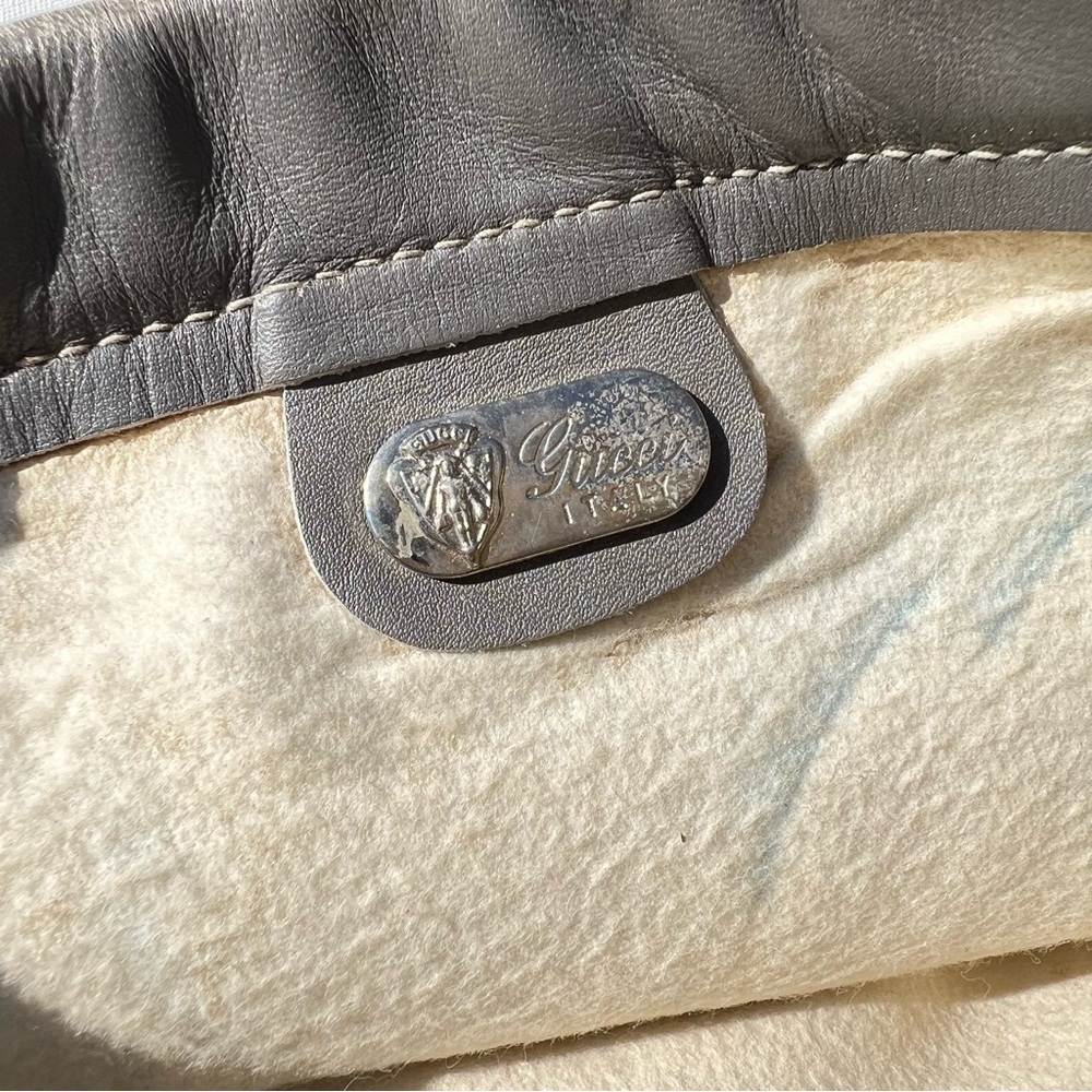 Gucci authentic gray logo clutch bag vintage - Picture 6 of 10